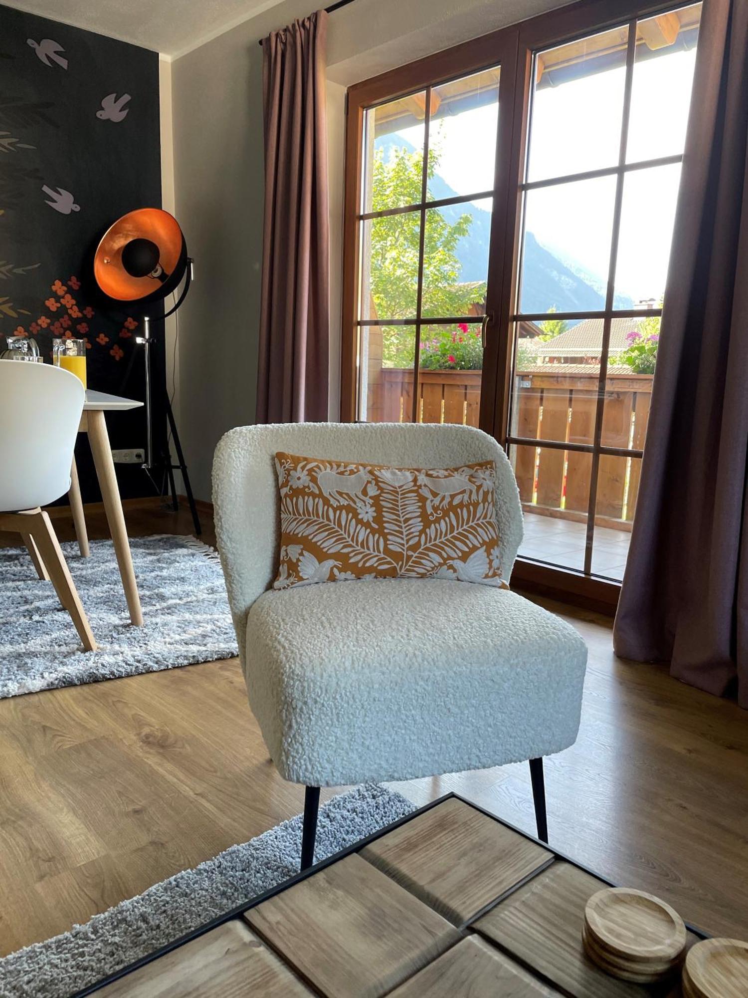 Das Bergquartier - Ferienwohnung Rabenkopf Oberau (Garmisch-Partenkirchen) Exterior foto